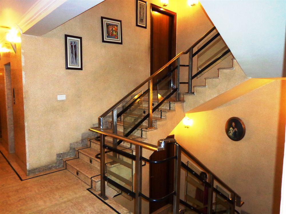 Hotel Singh Sahib Delhi  Extérieur photo