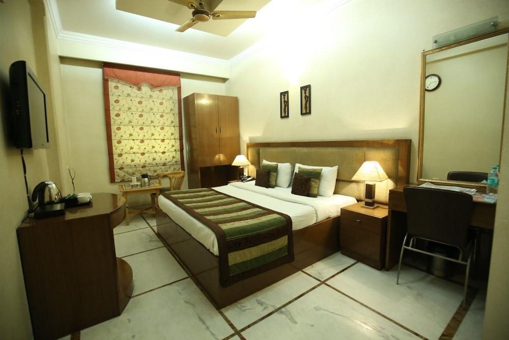 Hotel Singh Sahib Delhi  Extérieur photo