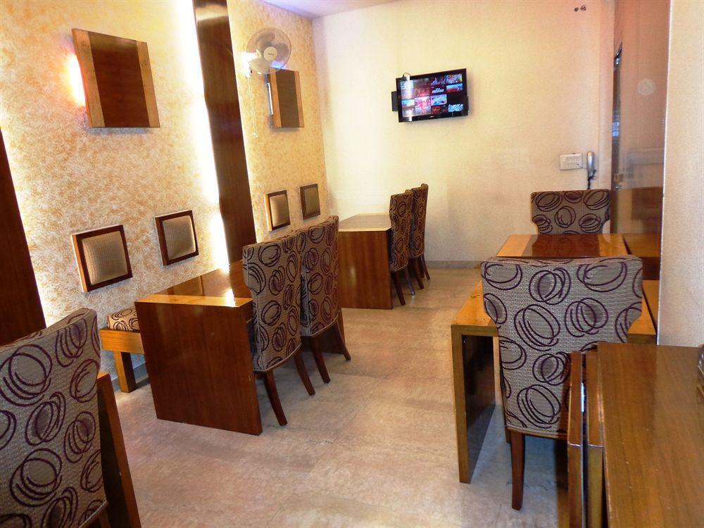Hotel Singh Sahib Delhi  Extérieur photo