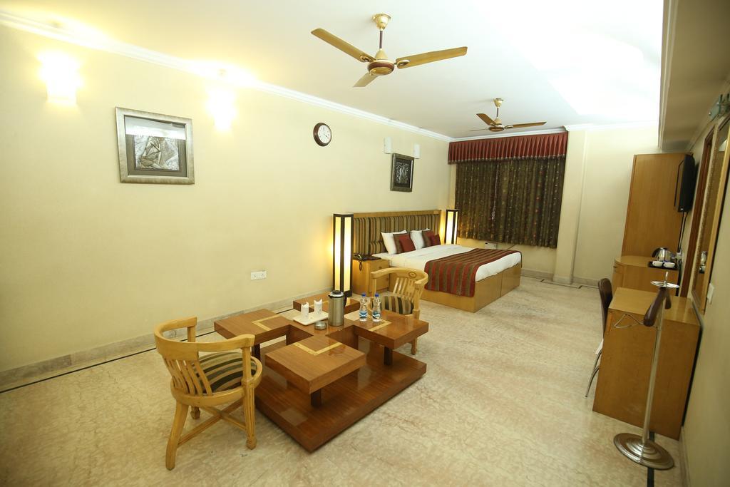 Hotel Singh Sahib Delhi  Extérieur photo
