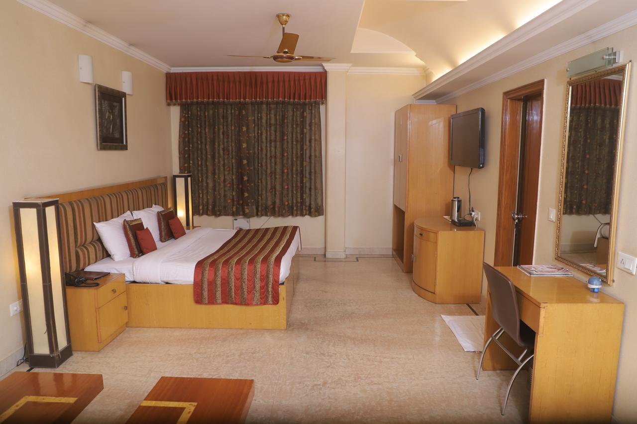 Hotel Singh Sahib Delhi  Extérieur photo