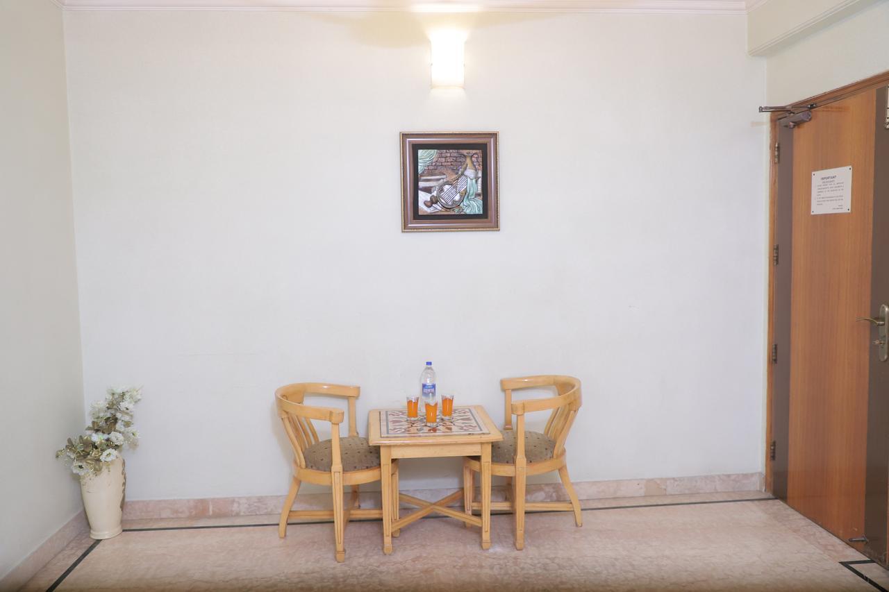 Hotel Singh Sahib Delhi  Extérieur photo