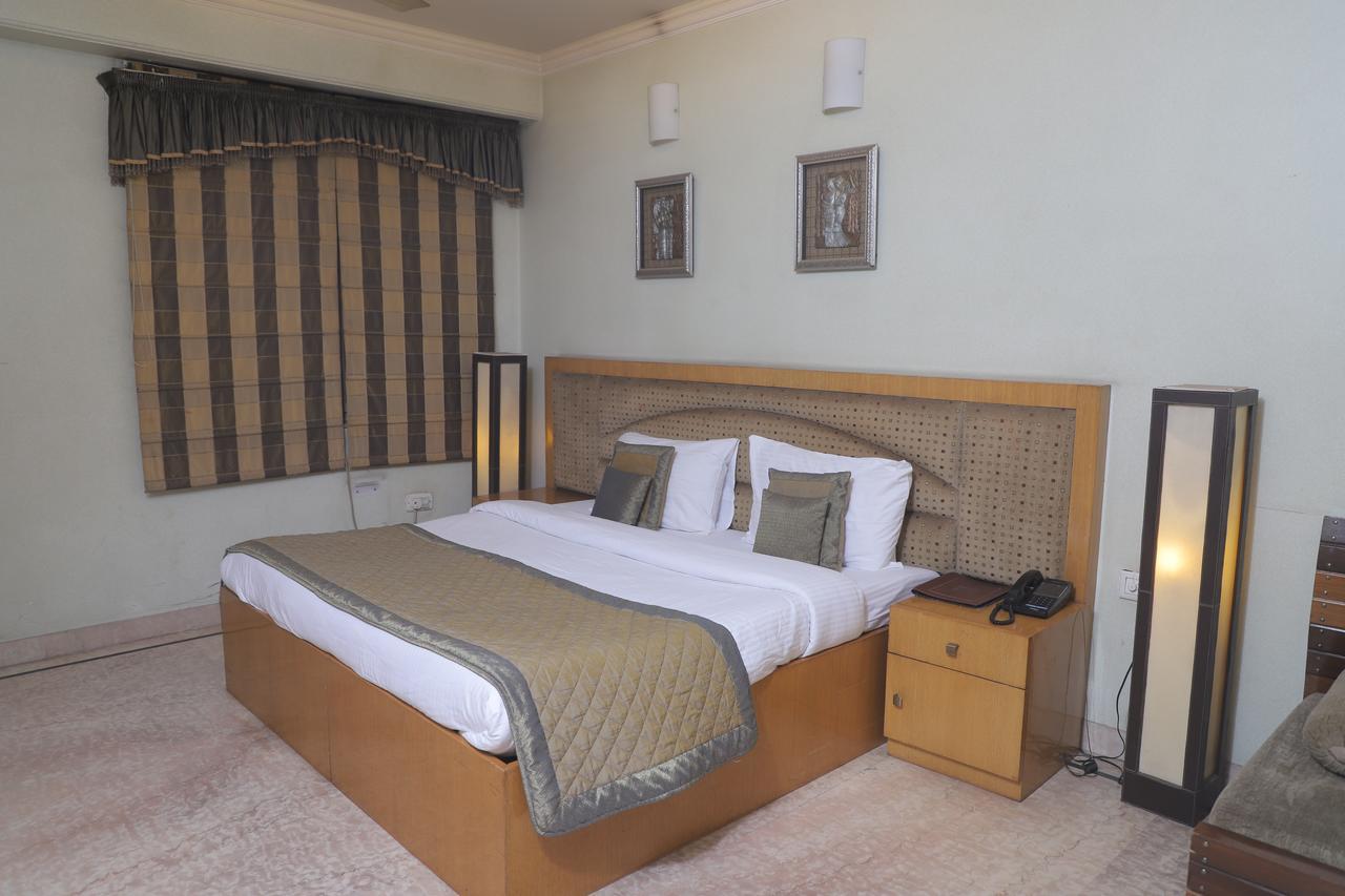Hotel Singh Sahib Delhi  Extérieur photo